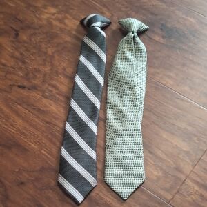 Elegant‎ Blue and Black Ties for Every Occasion